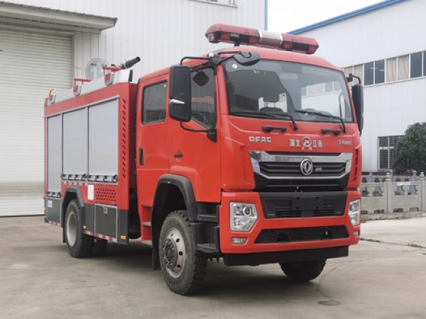 東風(fēng)4驅(qū)3.5噸泡沫消防車